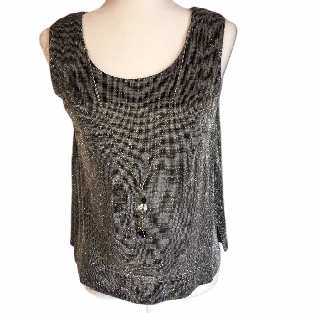 🐞R&M Richards Shiny Silver Tank w/ necklace